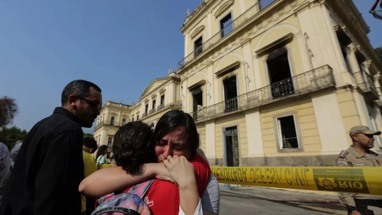 如果这座博物馆没有着火,2000万件文物的救命钱下个月就到账了